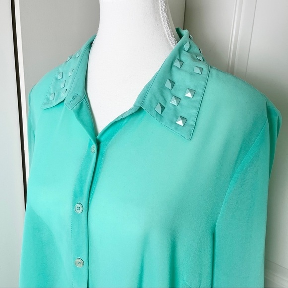 Forever 21 Plus Size Sheer Mint Green Button Down Shirt - Studded Collar - 2XL - Picture 3 of 15